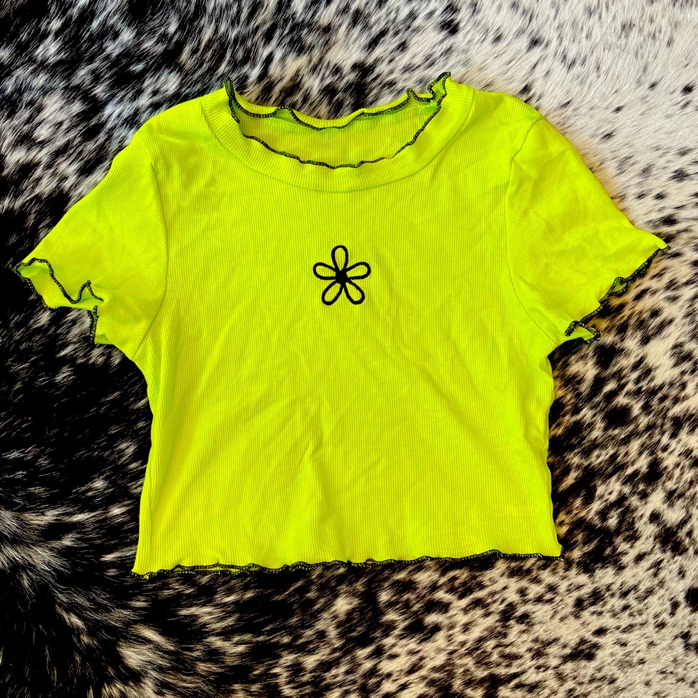 Shein neon green flower cropped baby tee, M